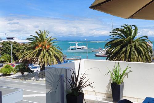Stepneyville Apartment | Sea Path Apartment