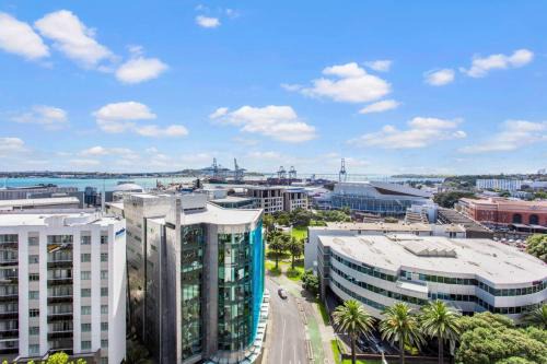Auckland Central Business District Apartment | Sea View Apartment in Auckland CBD