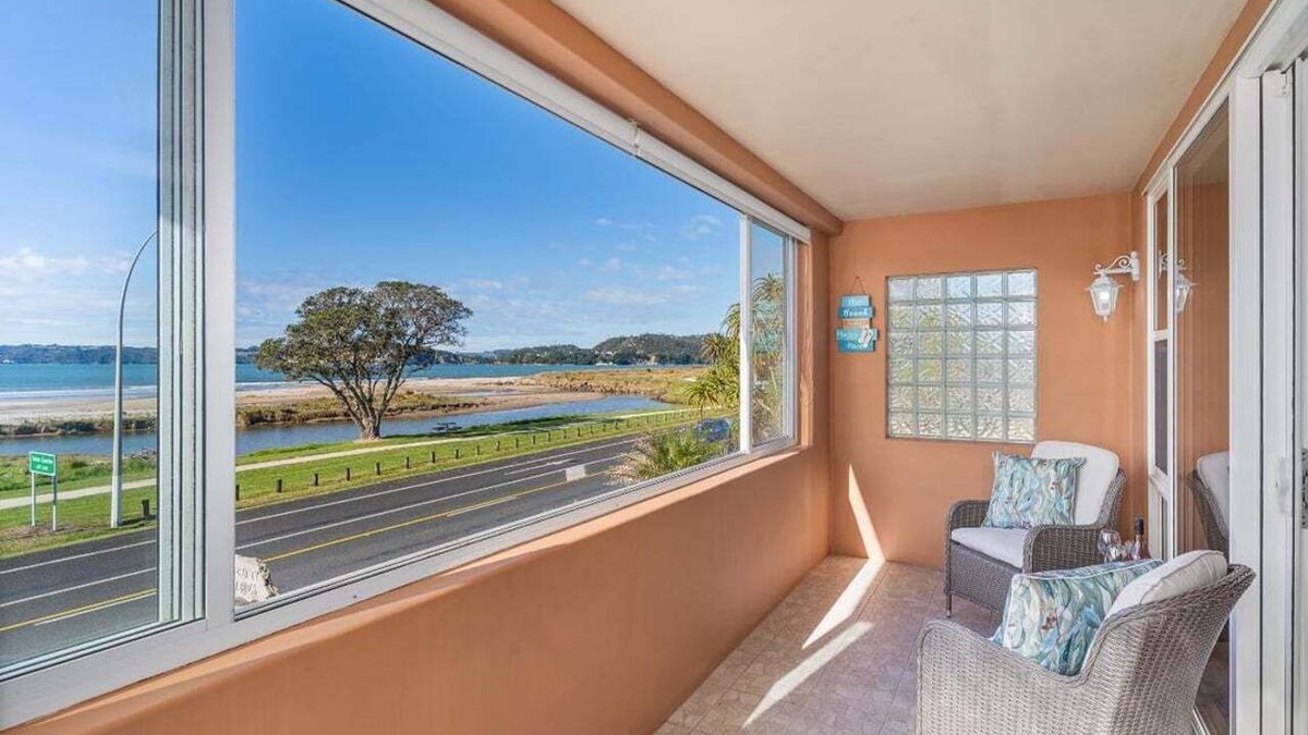Whitianga Apartment | Seaview Studio Apartment