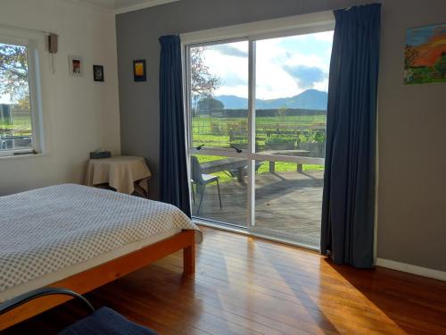 Te Miro House | Self check-in room02 in Waikato