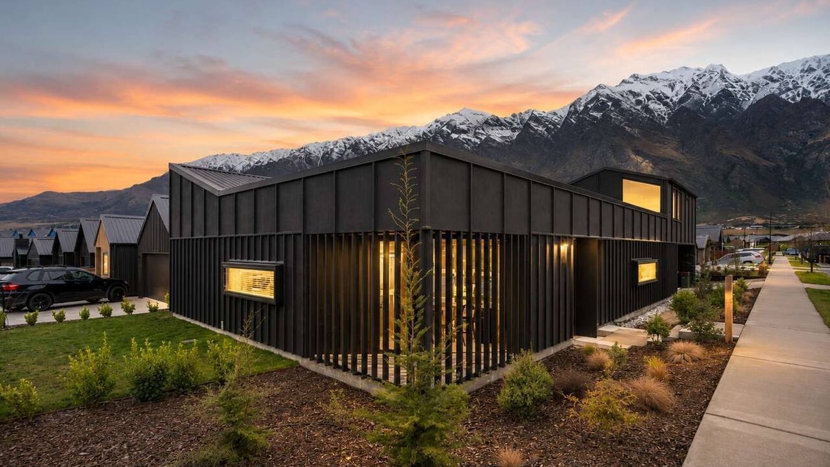 Kawarau Falls House | Simply Remarkables View in Hanleys |3 bed home