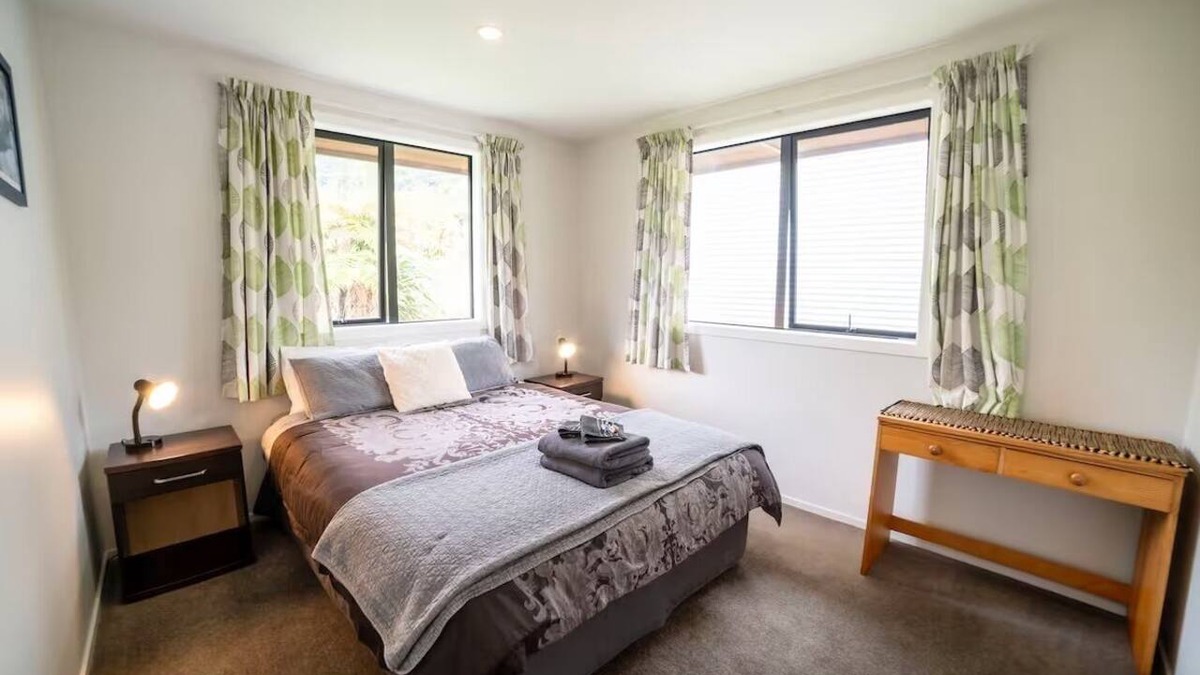 Franz Josef Glacier House | Slice of paradise in Glacier Country