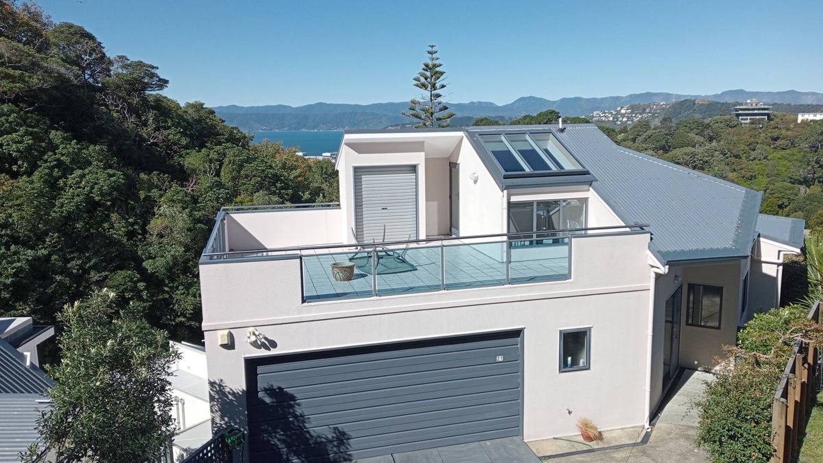 Northland House | Spacious 3 bedroom home with spectacular views