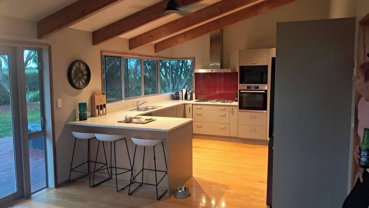 Ngahinapouri House | Spacious 5 Bedroom House in Ngāhinapōuri Family Retreat