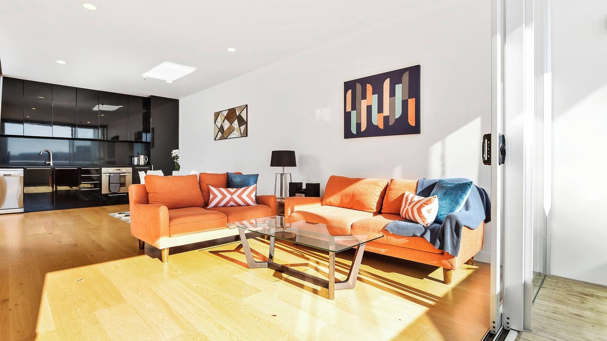 Auckland Central Business District Apartment | Spacious Apartment next to Victoria Park with Aircon and Carpark