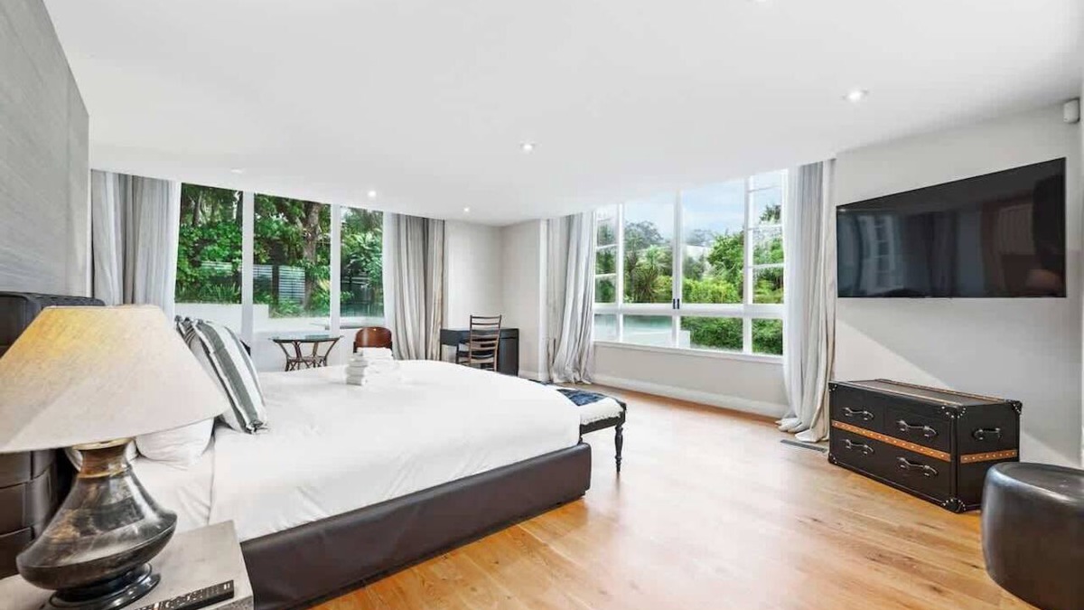 Parnell House | Spacious Parnell Home Near Auckland Domain Zodiak