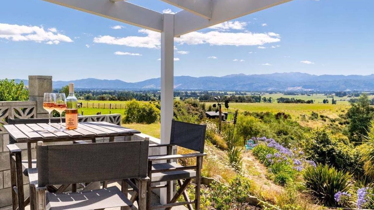 Ahiaruhe House | Special Occasions Retreat