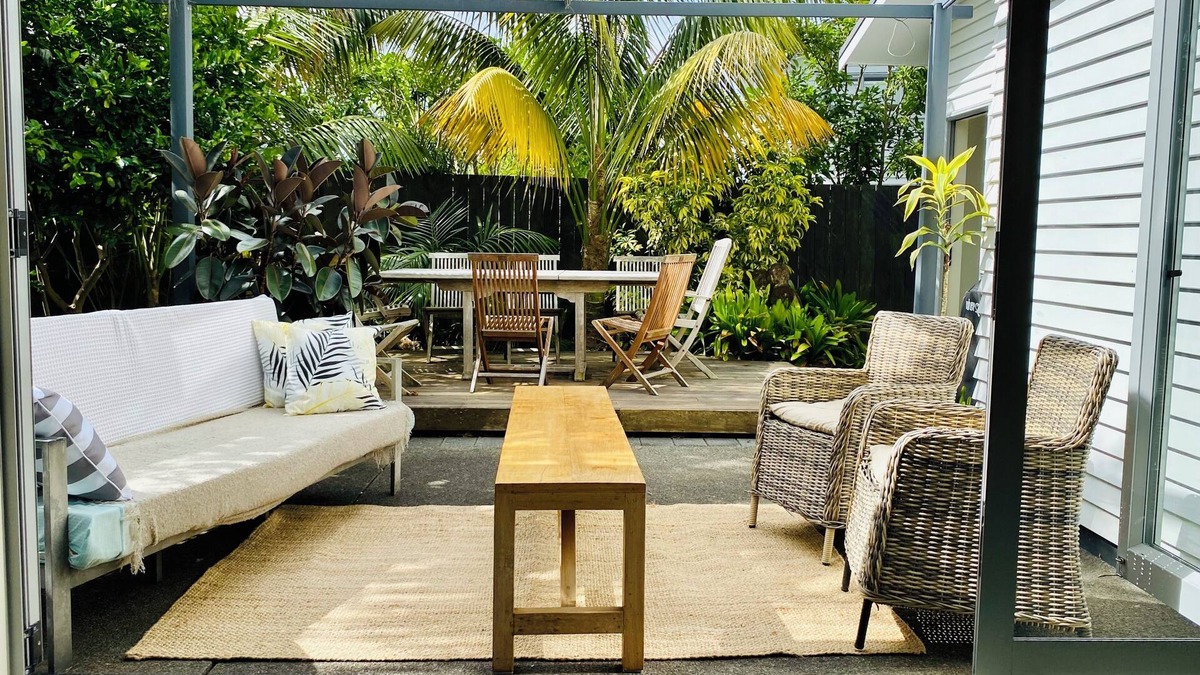 Kingsland House | Springfield Garden House | modern & central