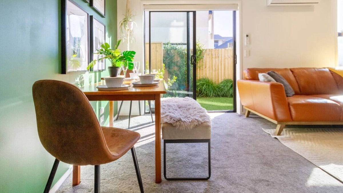Christchurch City Centre Villa | Stadium Walk Townhouse + Outdoor Dining