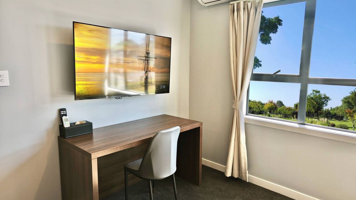 Mount Wellington Hotel | StarLand Stays