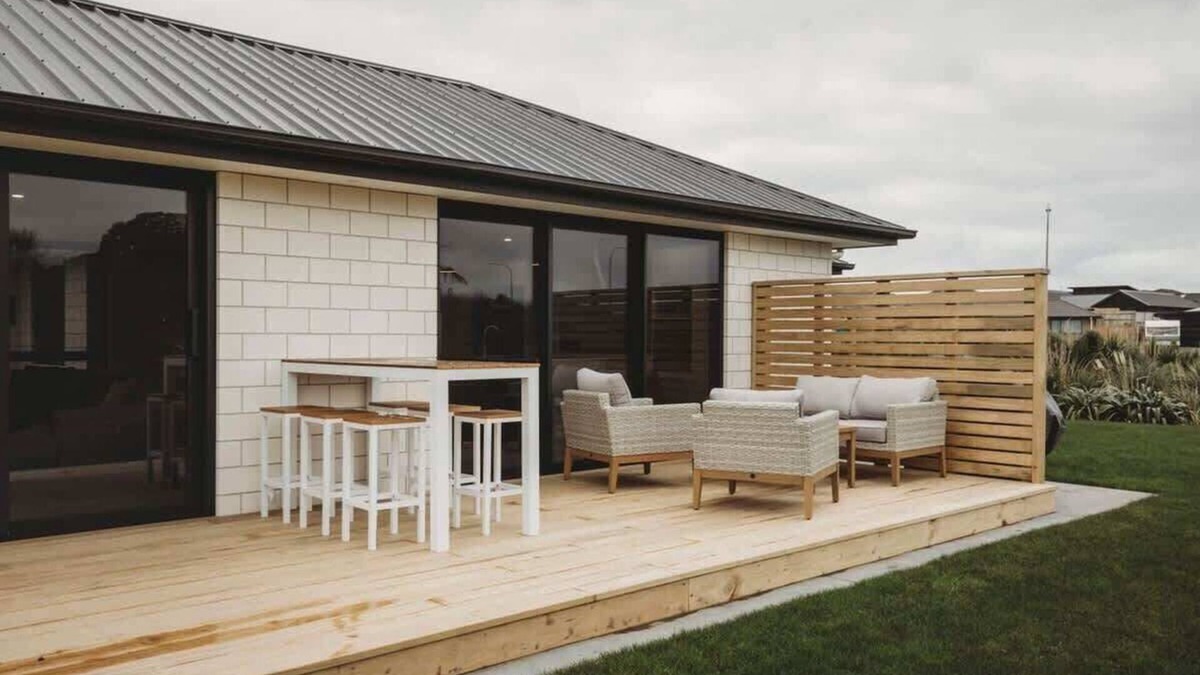 Bell Block House | Stunning New Home with Mt Taranaki Views