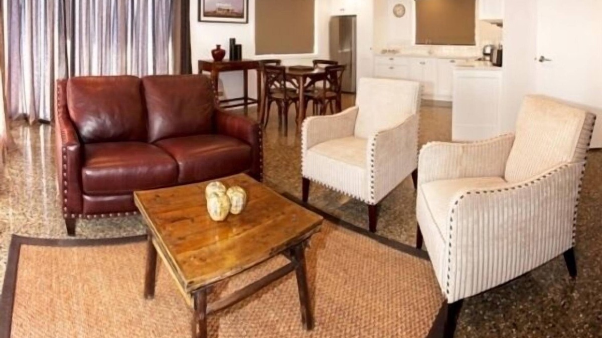 Wanaka Cottage | Stunning Pembroke Villa