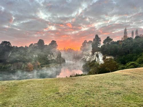 Taupo Apartment | Sugar Cliff Vista Couples Retreat