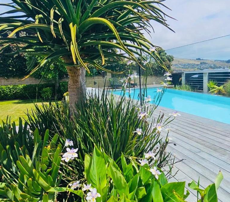 Sumner House | Sumner, Christchurch Lush 2 Bdrm Ground Level Apt with Private Pool located on Scarborough Hill
