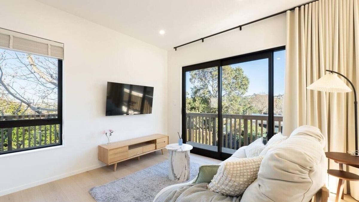 Murrays Bay House | Sunny 3-Bedroom Home in Murrays Bay