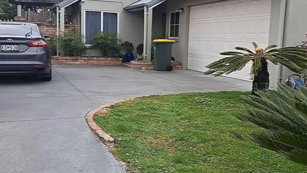 Te Rapa House | Sunny 4 bedrooms house with Free Wi-Fi