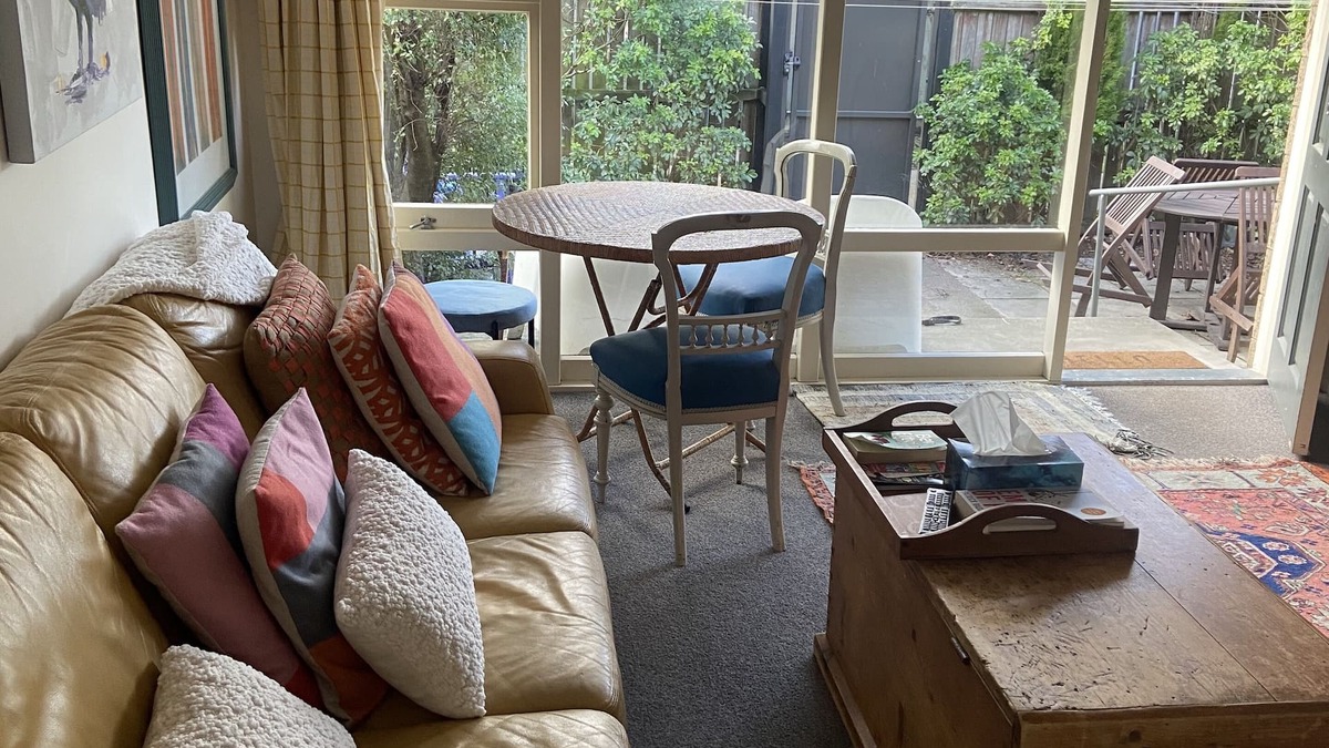 Merivale Condo | Sunny and secure at Carlton Cirner walking distance to City, Hagley Park etc