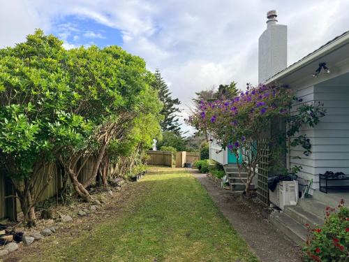 Newlands Bed & Breakfast | Sunny Spacious Room, Free Parking, Close to Ferry