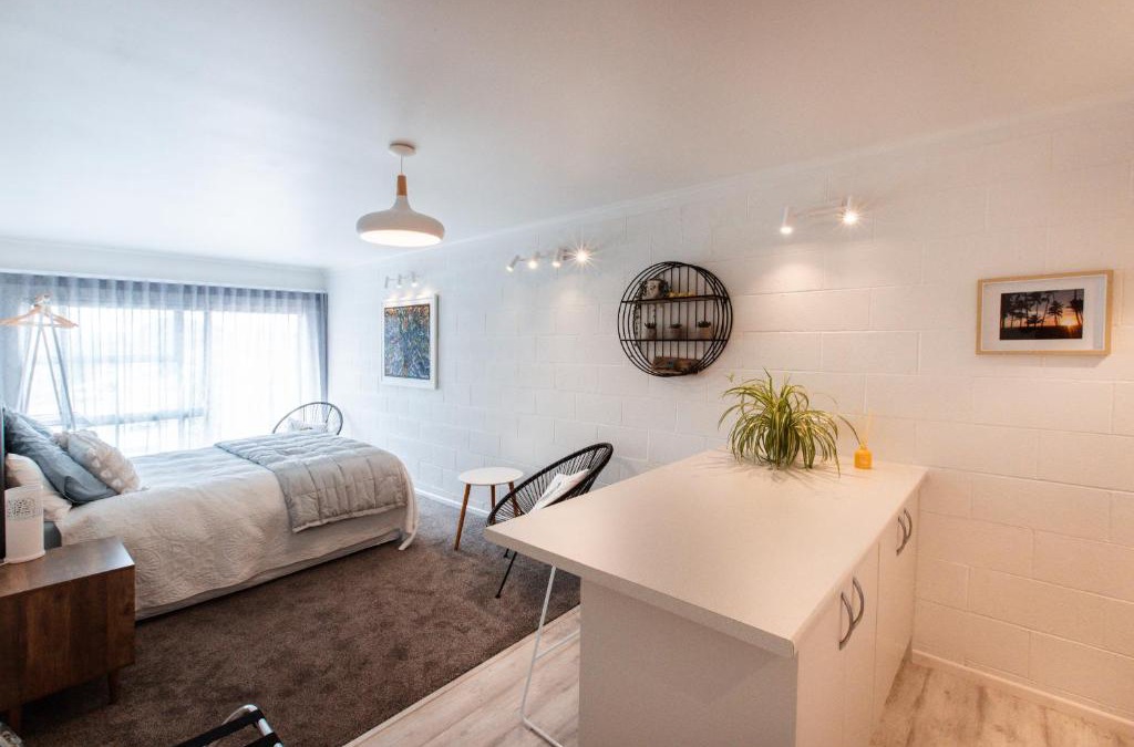 Tairua Bed & Breakfast | Sunrise on Main