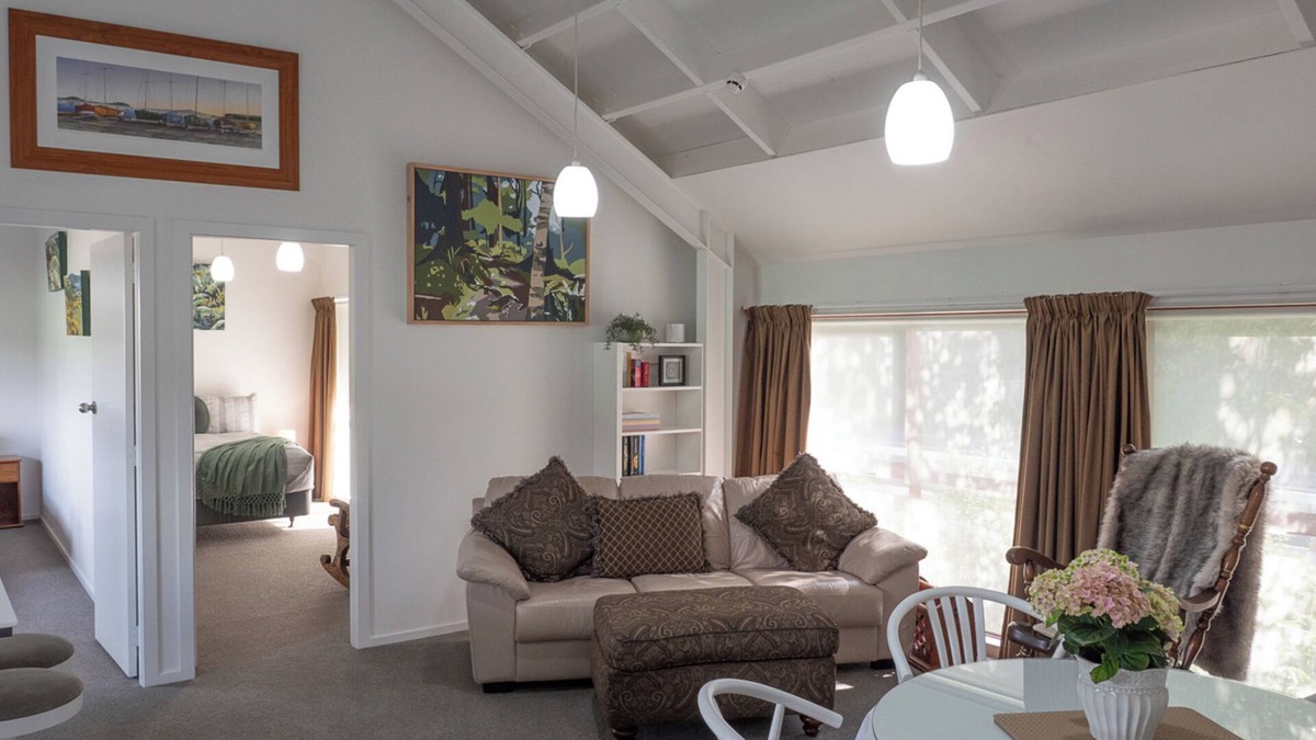 Tawa House | Superior Tawa Retreat