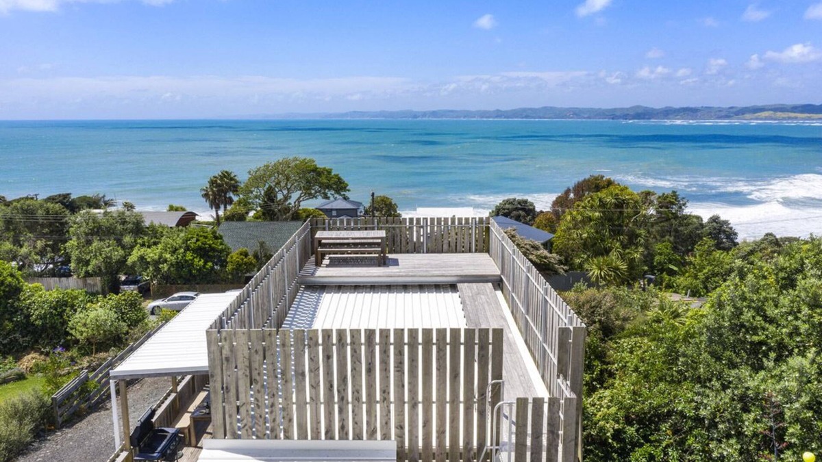 Raglan Cottage | Surf Fortress - Raglan