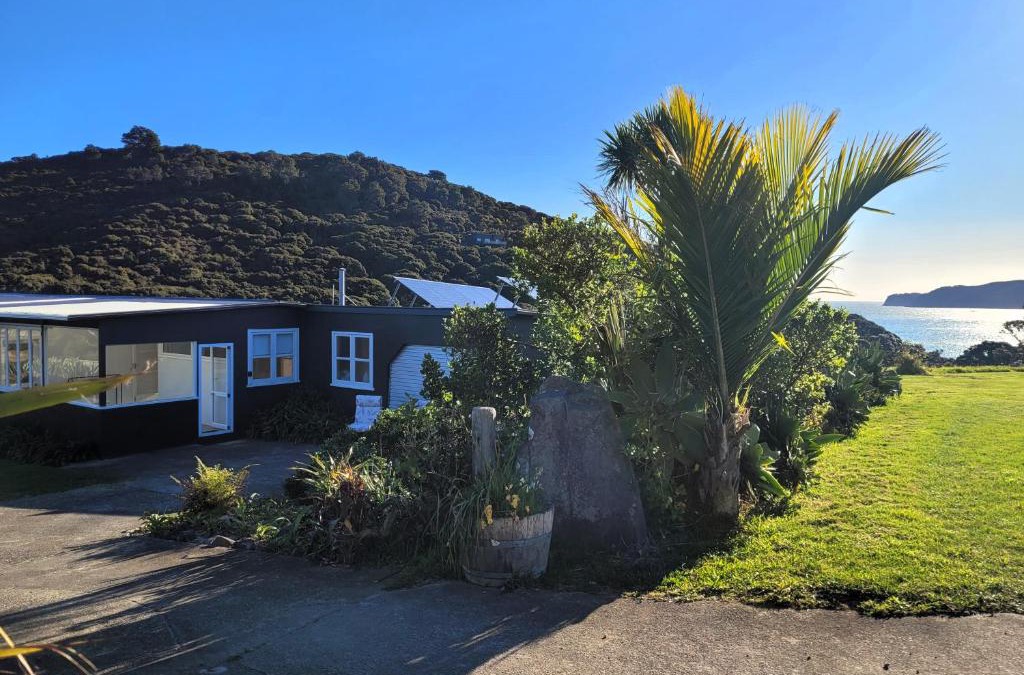Tryphena House | Taumata Farmhouse - A Classic Kiwi Bach Escape