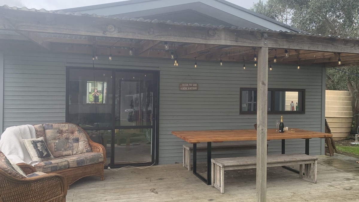 Kaeo Apartment | Tauranga Bay - Moments to the Beach, 4 Bedrooms, Fully Fenced & Well Equipped