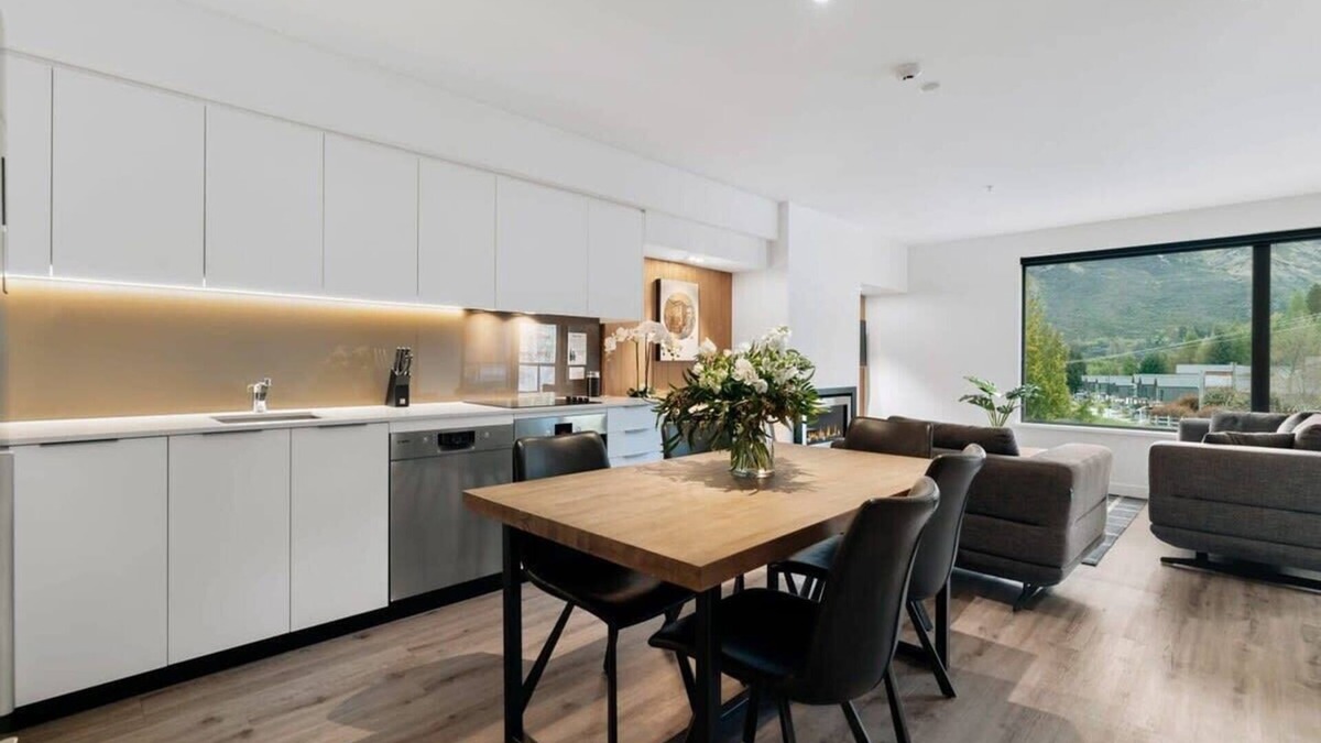 Arthur's Point Apartment | Te Awa at La Residence du Parc