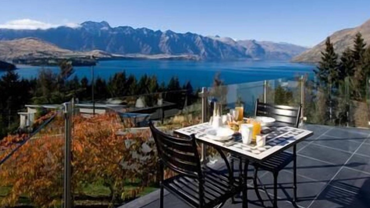 Fernhill House | The Aspen - Luxurious Holiday Home