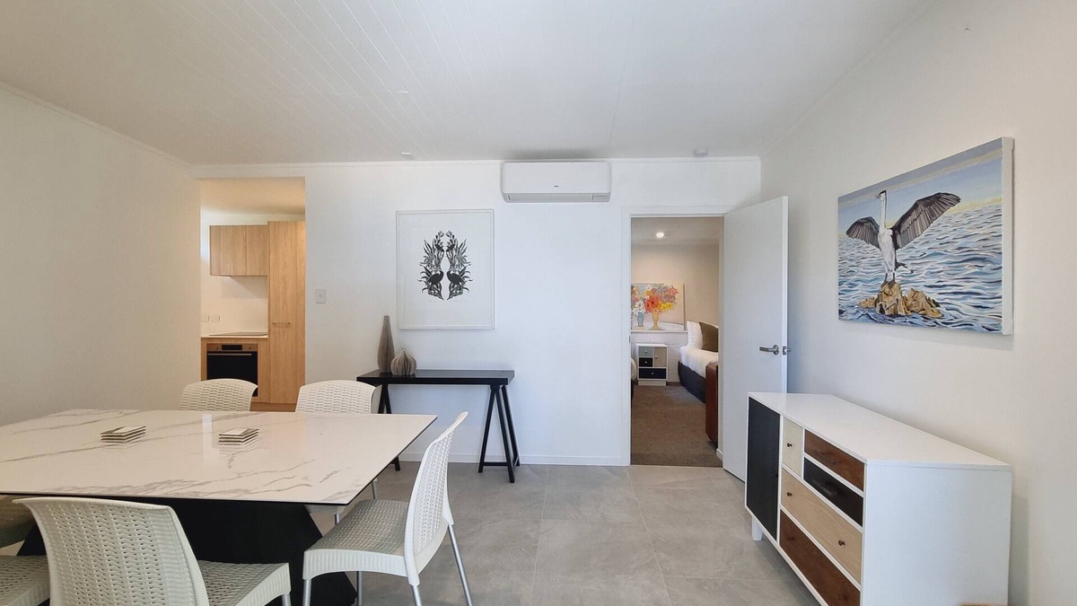 Kawau Island Cabin | The Beach House
