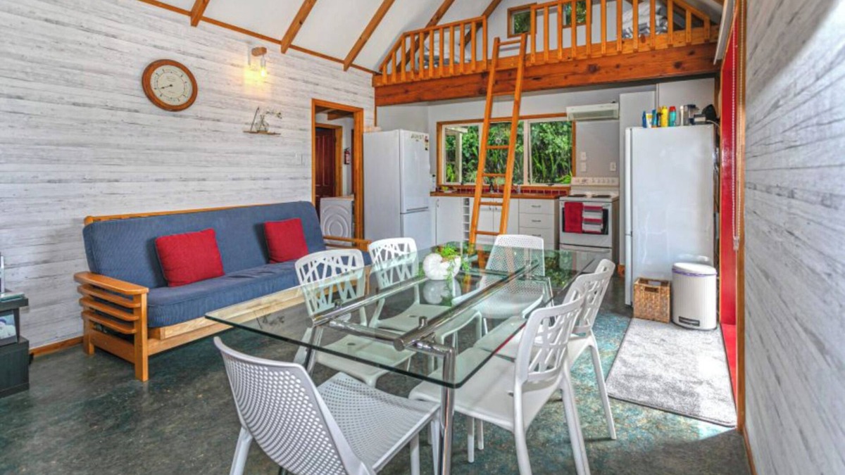 Tairua House | The Beach House - Tairua Holiday Home