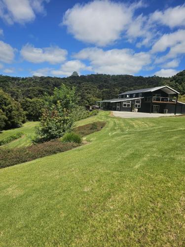 Helensville House | The Black Barn Valley Retreat