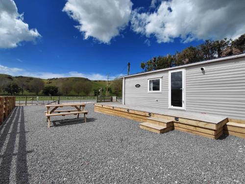 Puketapu Apartment | The Cow and Calf Cabins- a self-contained holiday home & a self-contained cabin Napier - Hastings