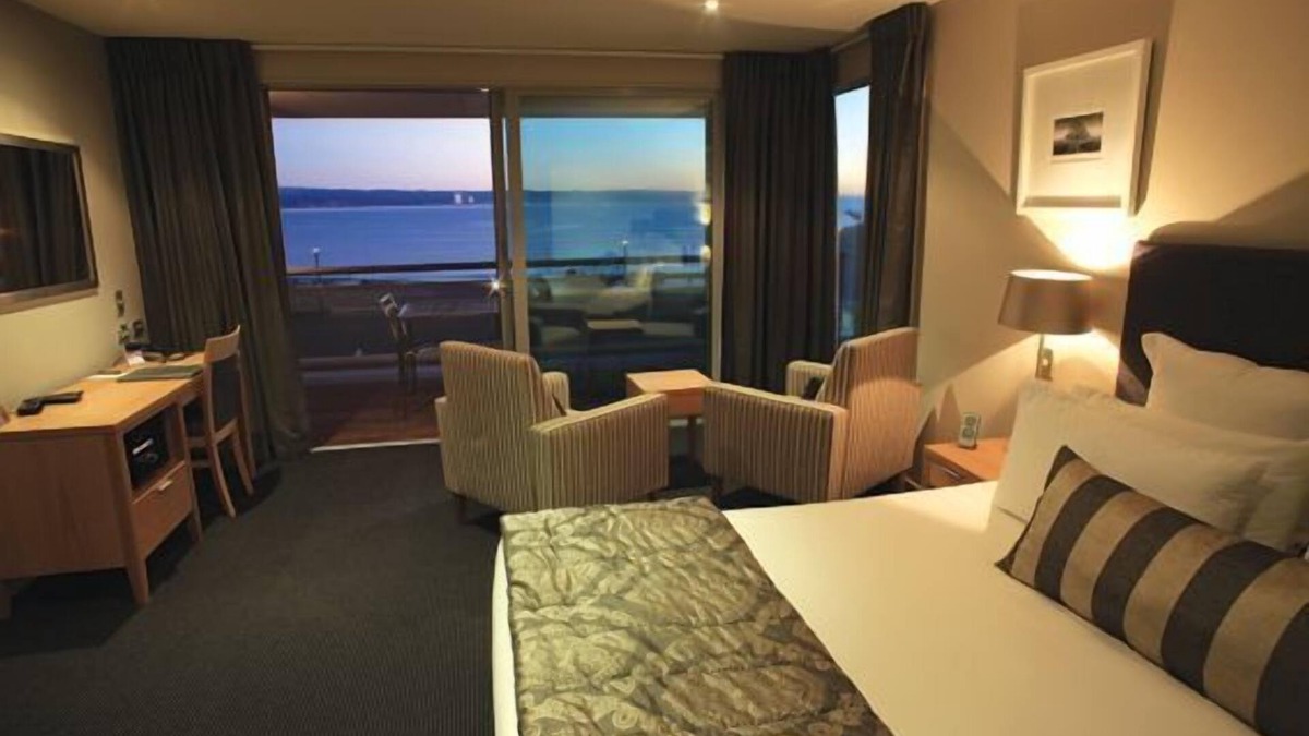 Ahuriri Hotel | The Crown Hotel Napier