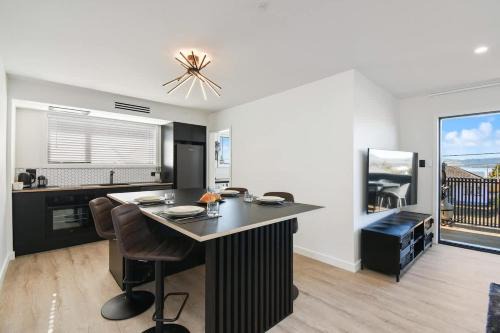 Kawaha Point House | The Fairlady