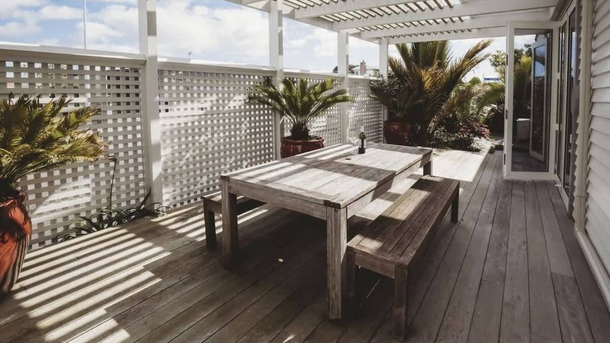 New Plymouth House | The Front Office: Historic Charm in New Plymouth