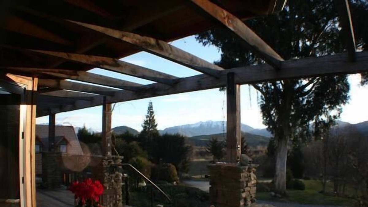 Arrowtown Cottage | The Gamekeepers House