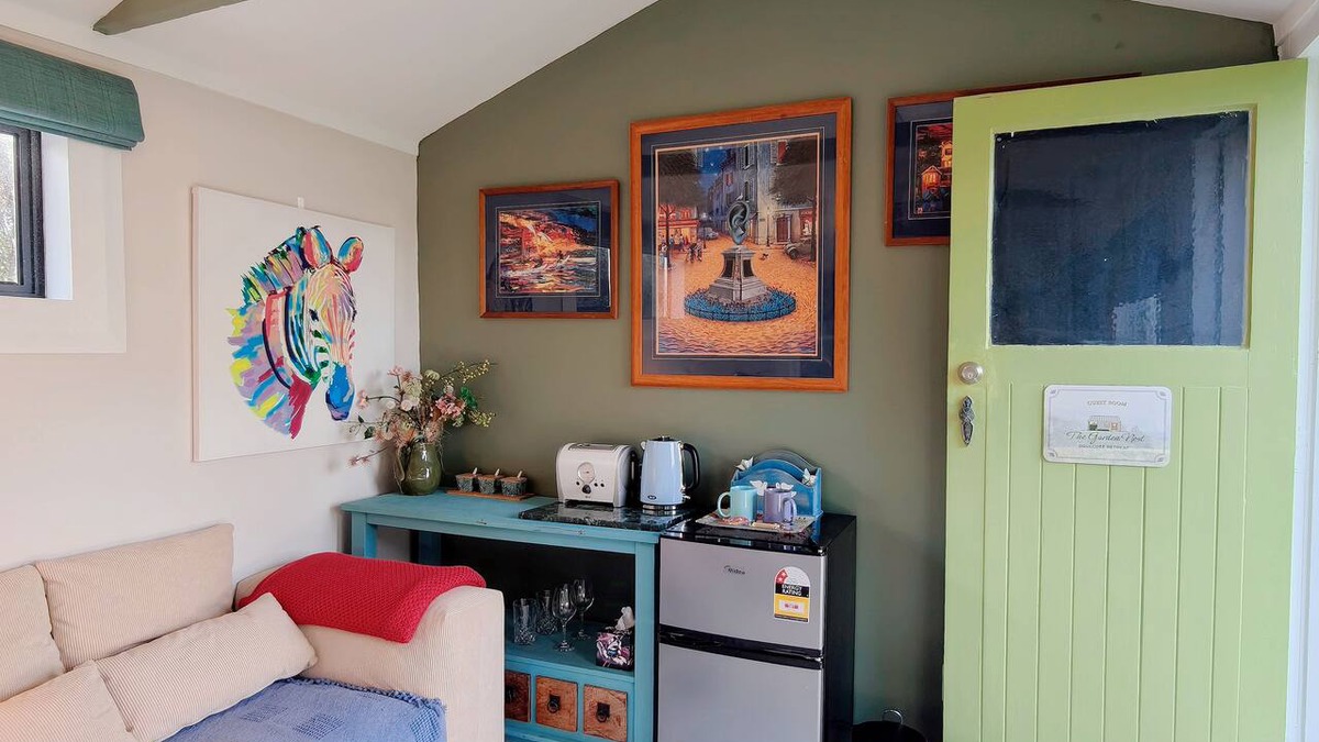 Lower Hutt Cottage | The Garden Nest – A Boulcott Retreat