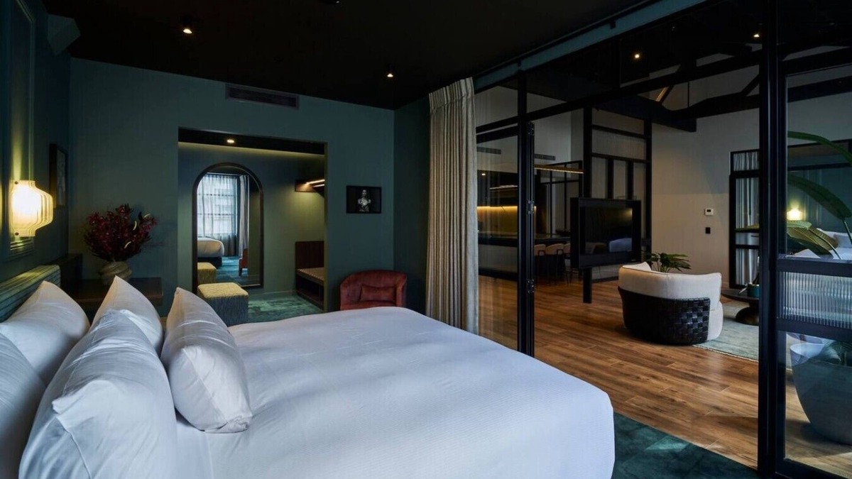 Auckland Central Business District Apartment | The Grand Heritage Suite · 4 Bed · Entire Floor