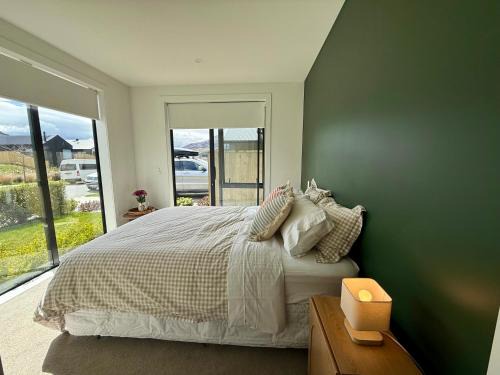 Kawarau Falls House | The Green Room