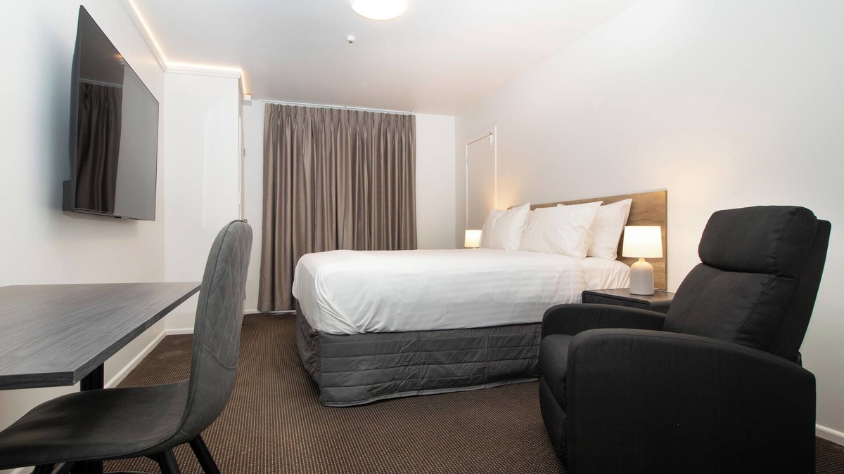 Epsom Hotel | The Haven Newmarket Suites
