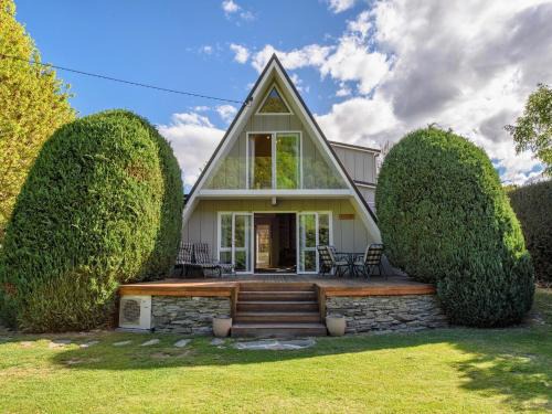 Arrowtown House | The Hillvue with Spa - Arrowtown Holiday Home