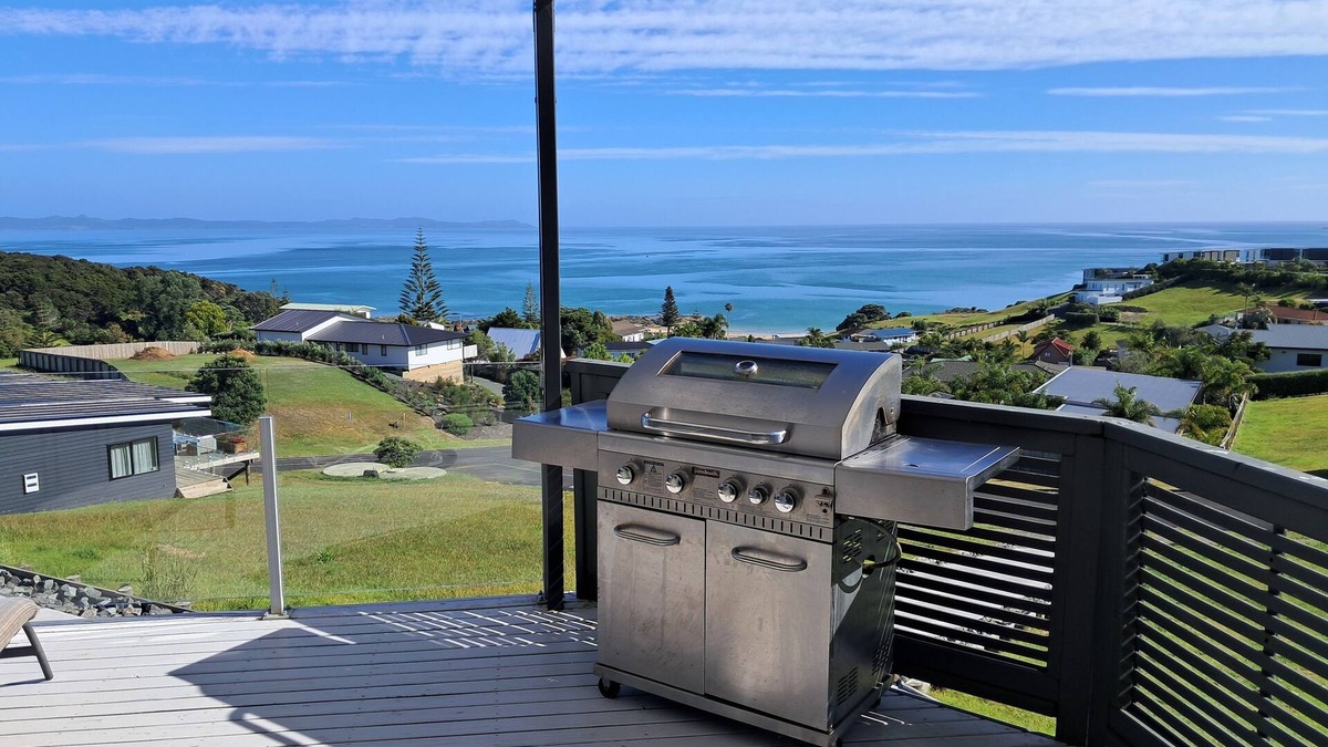 Cable Bay House | The King's Keep