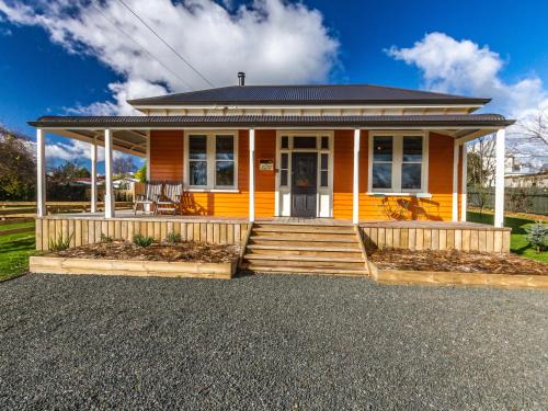 Ohakune House | The Lazy Carrot - Ohakune Holiday Home