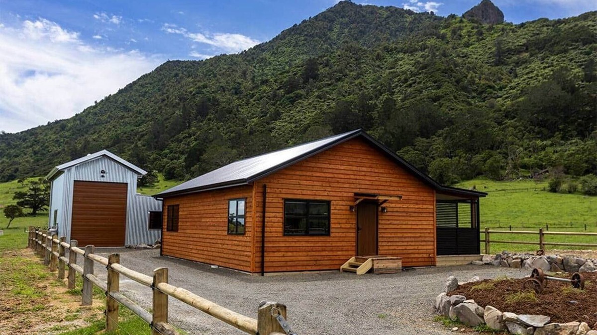 Te Aroha West House | The Miners Retreat, Waiorongomai