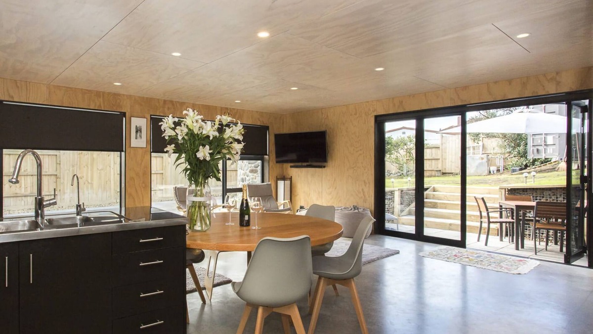 Fitzroy House | THE NATURAL HOME PRIME FITZROY LOCATION
