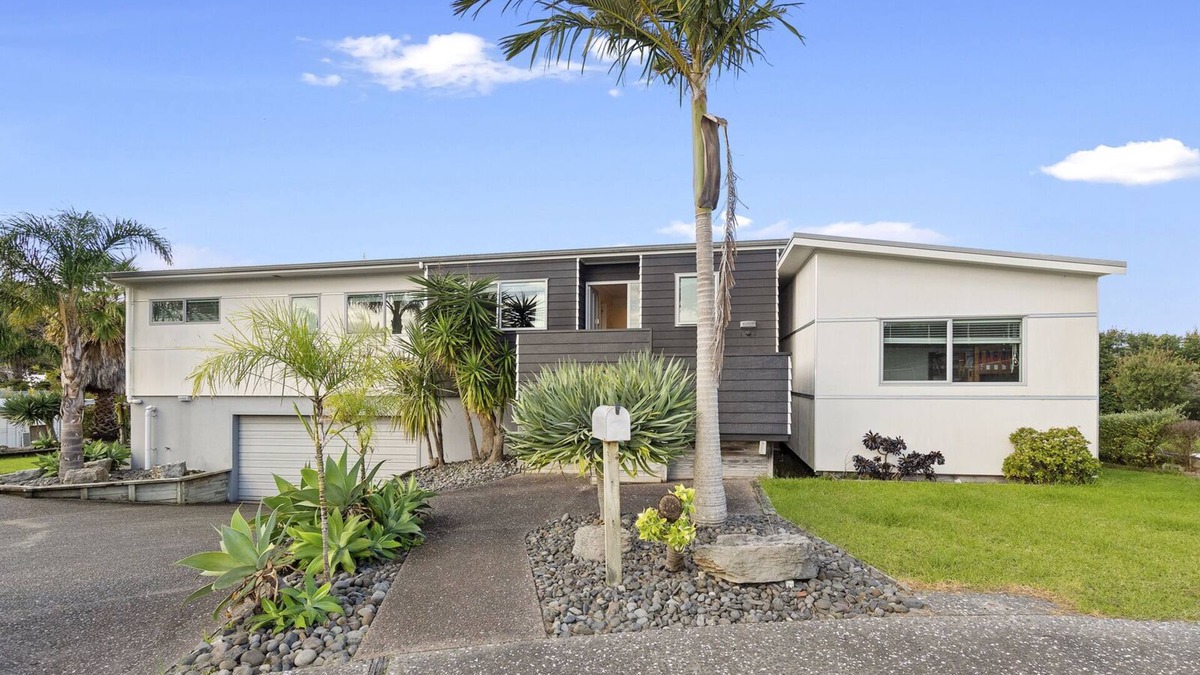 Mangawhai Heads House | The Nautical Bach - Mangawhai Heads Holiday Home