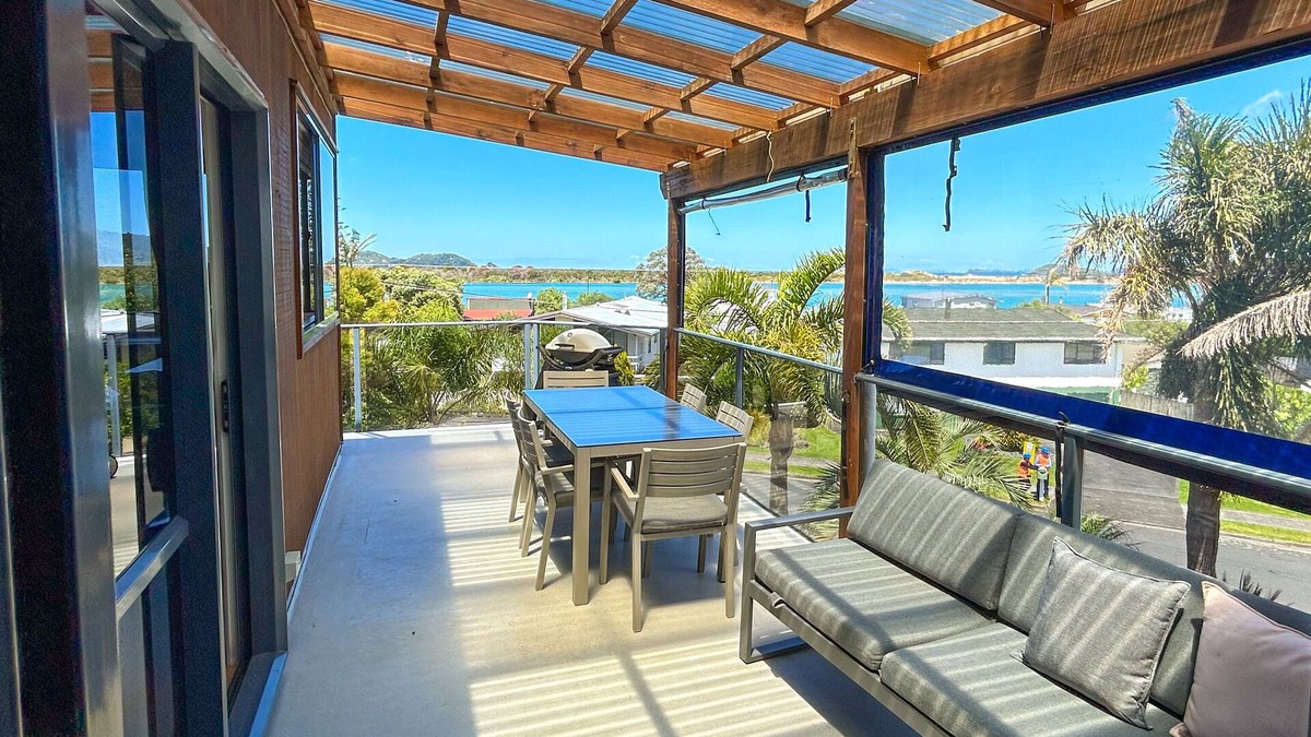 Ngunguru House | The Oasis - Holiday Home