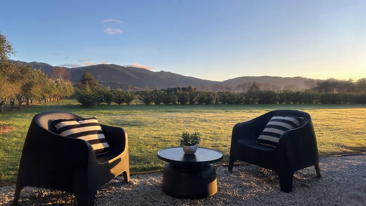 Renwick House | THE PACKING SHED - WITH BIKES 🚲 🚲