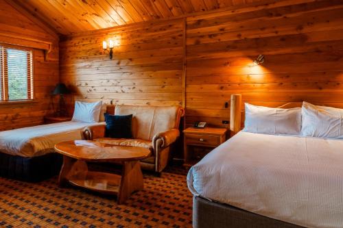 Ohakune Hotel | The Powderhorn Chateau